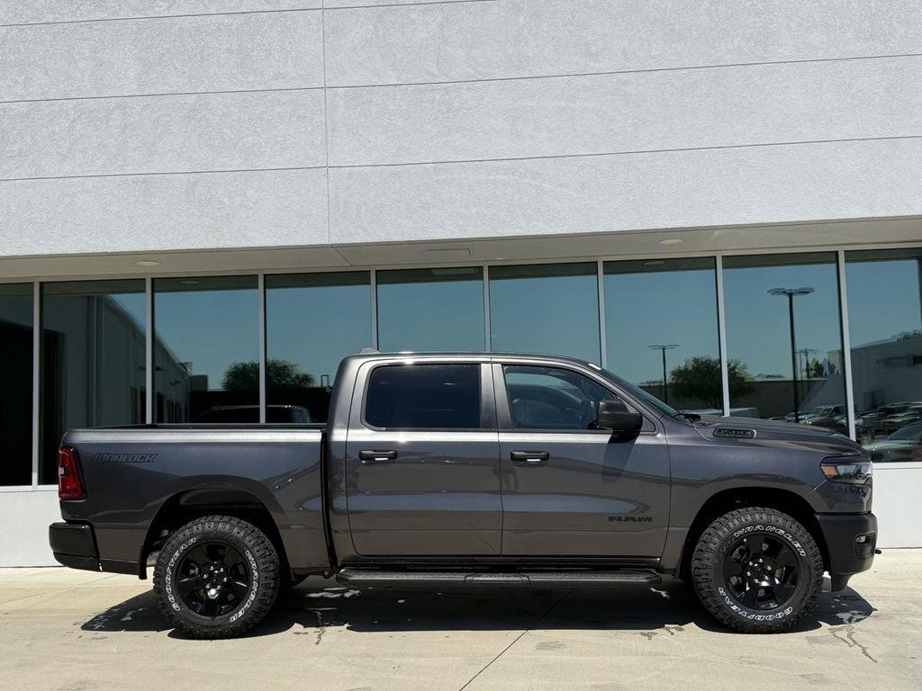 RAM 1500 Tradesman Crew Cab SWB 4WD 2025