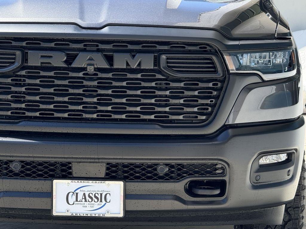 RAM 1500 Tradesman Crew Cab SWB 4WD 2025