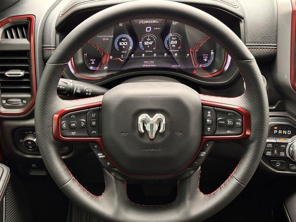 RAM 1500 Rebel Crew Cab SB 4WD 2025