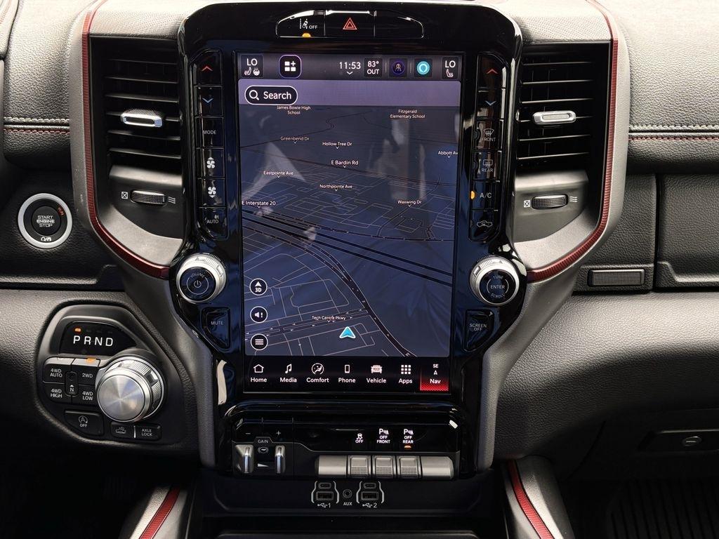 RAM 1500 Rebel Crew Cab SB 4WD 2025