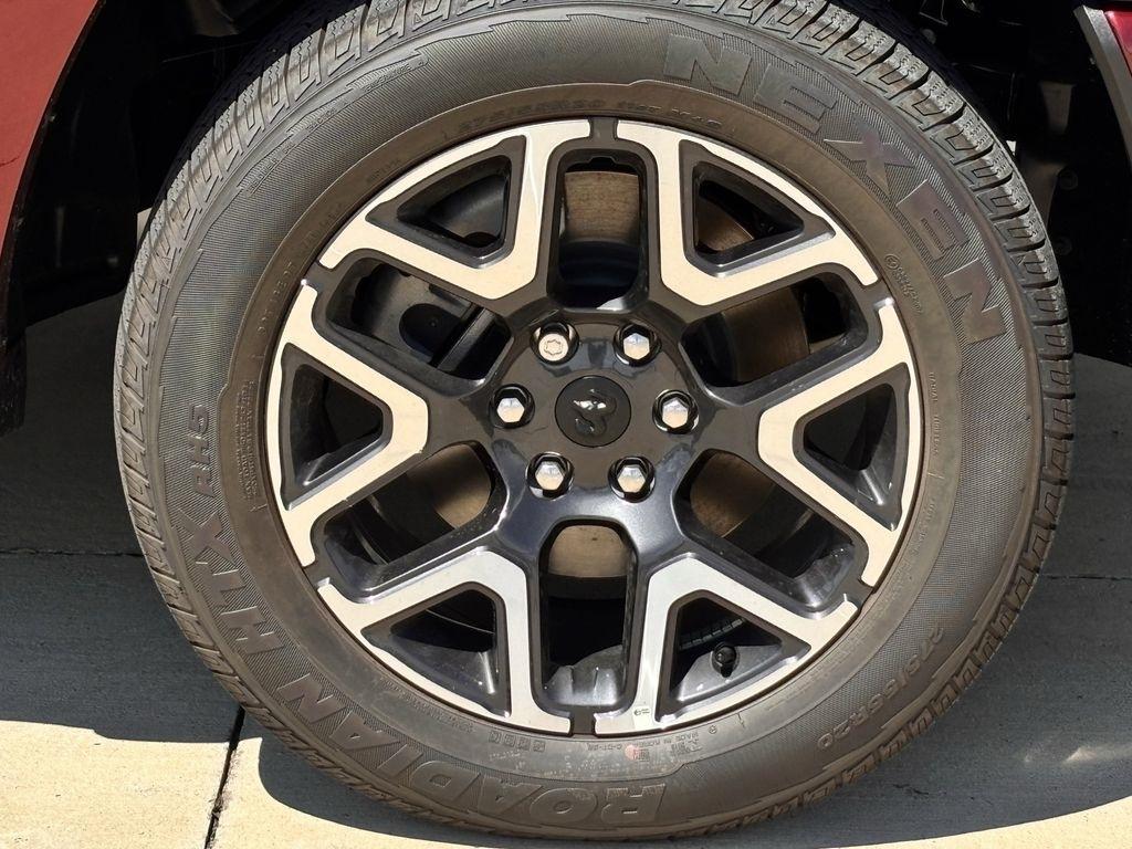 RAM 1500 Laramie Crew Cab SWB 4WD 2025