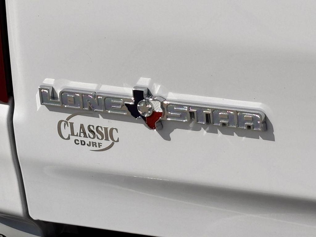 RAM 1500 Big Horn Crew Cab SWB 4WD 2025