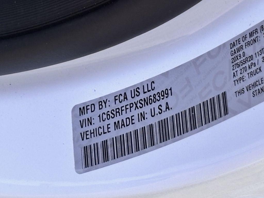 RAM 1500 Big Horn Crew Cab SWB 4WD 2025