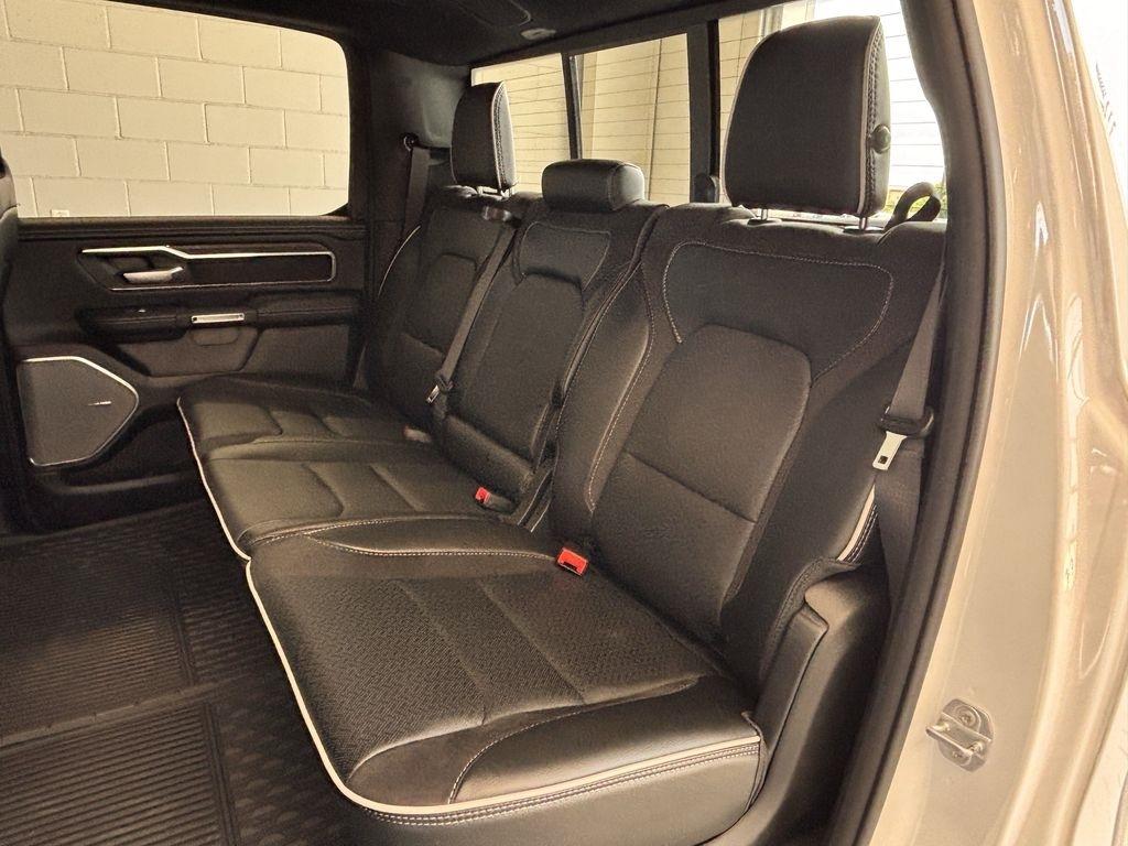 RAM 1500 Laramie Crew Cab LWB 4WD 2025