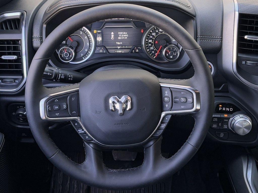 RAM 1500 Laramie Crew Cab SWB 4WD 2025