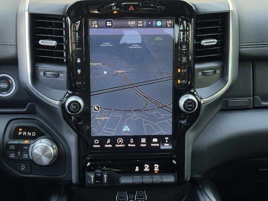 RAM 1500 Laramie Crew Cab SWB 4WD 2025