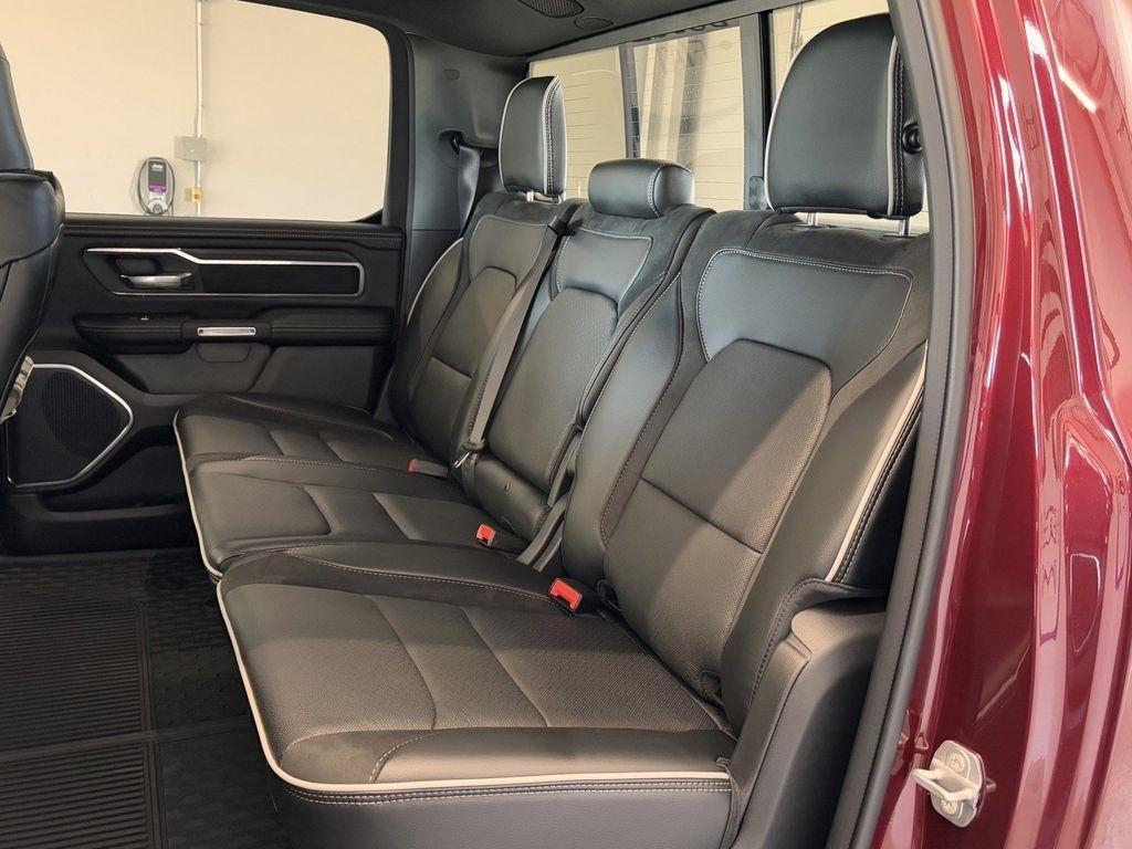 RAM 1500 Laramie Crew Cab SWB 4WD 2025