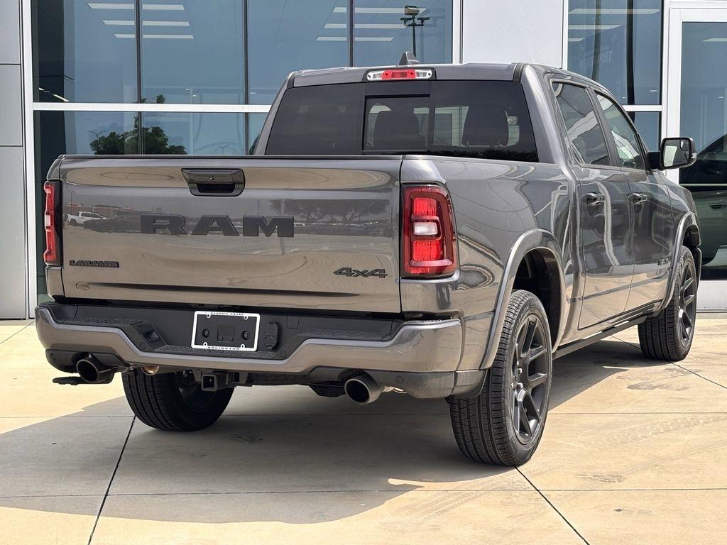 RAM 1500 Laramie Crew Cab SWB 4WD 2025