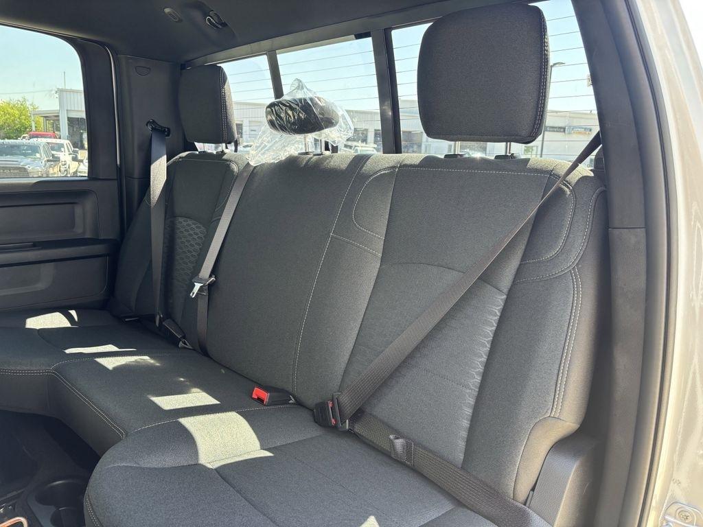 RAM 2500 Tradesman Crew Cab SWB 4WD 2026