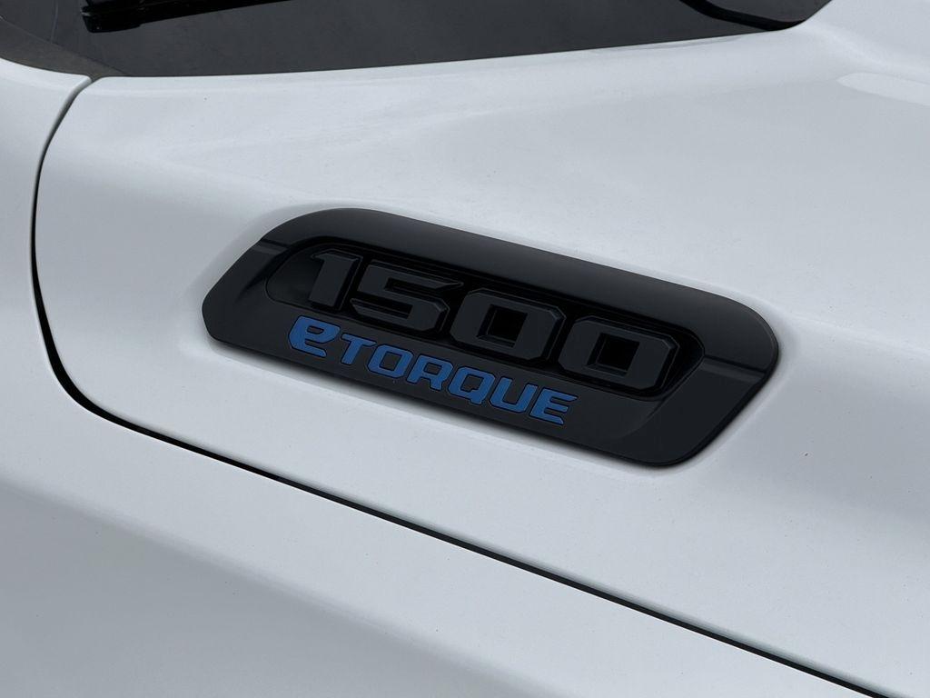 RAM 1500 Big Horn Crew Cab SWB 2WD 2026