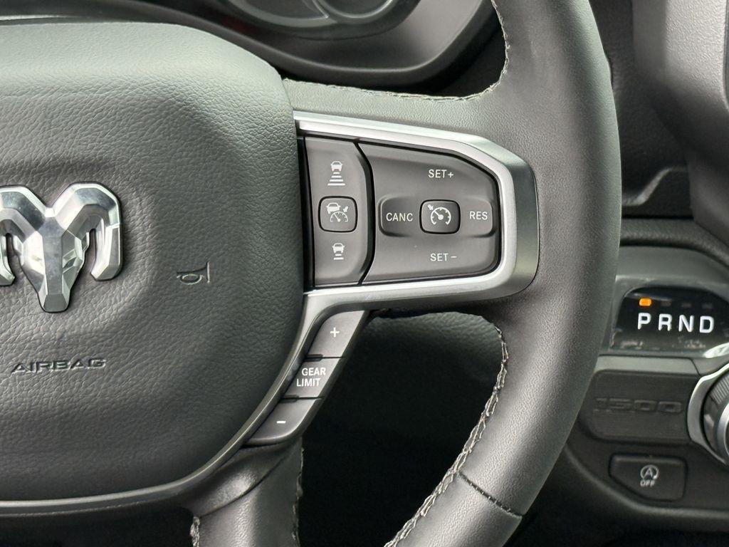 RAM 1500 Big Horn Crew Cab SWB 2WD 2026