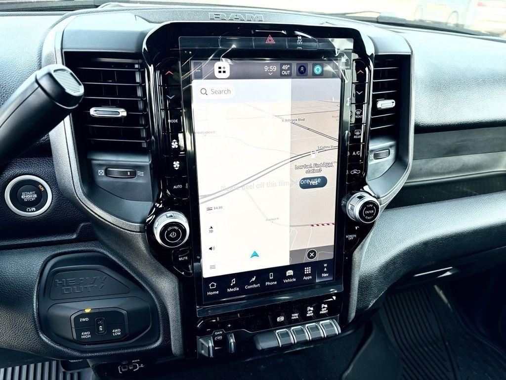 RAM 2500 Tradesman Crew Cab 4WD 2026