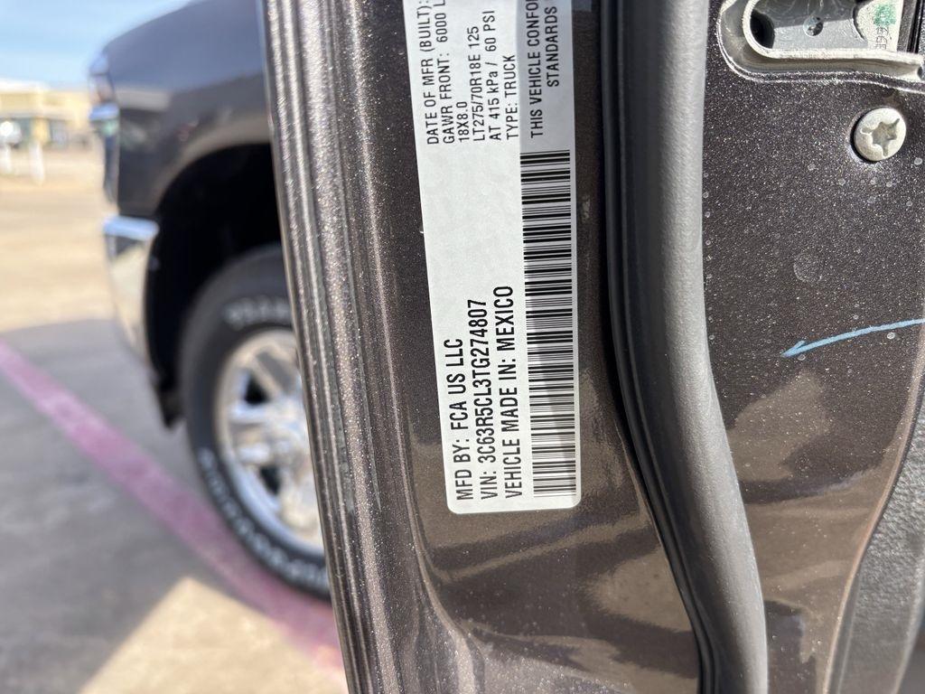 RAM 2500 Tradesman Crew Cab 4WD 2026