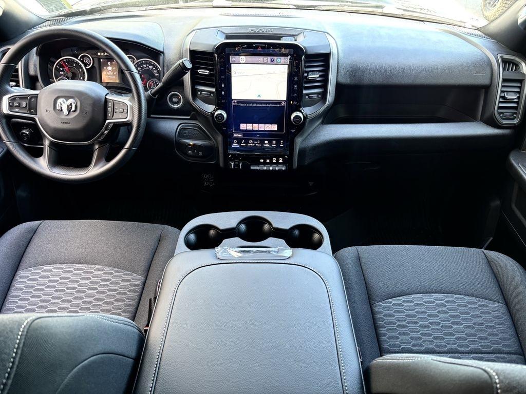 RAM 2500 Tradesman Crew Cab 4WD 2026