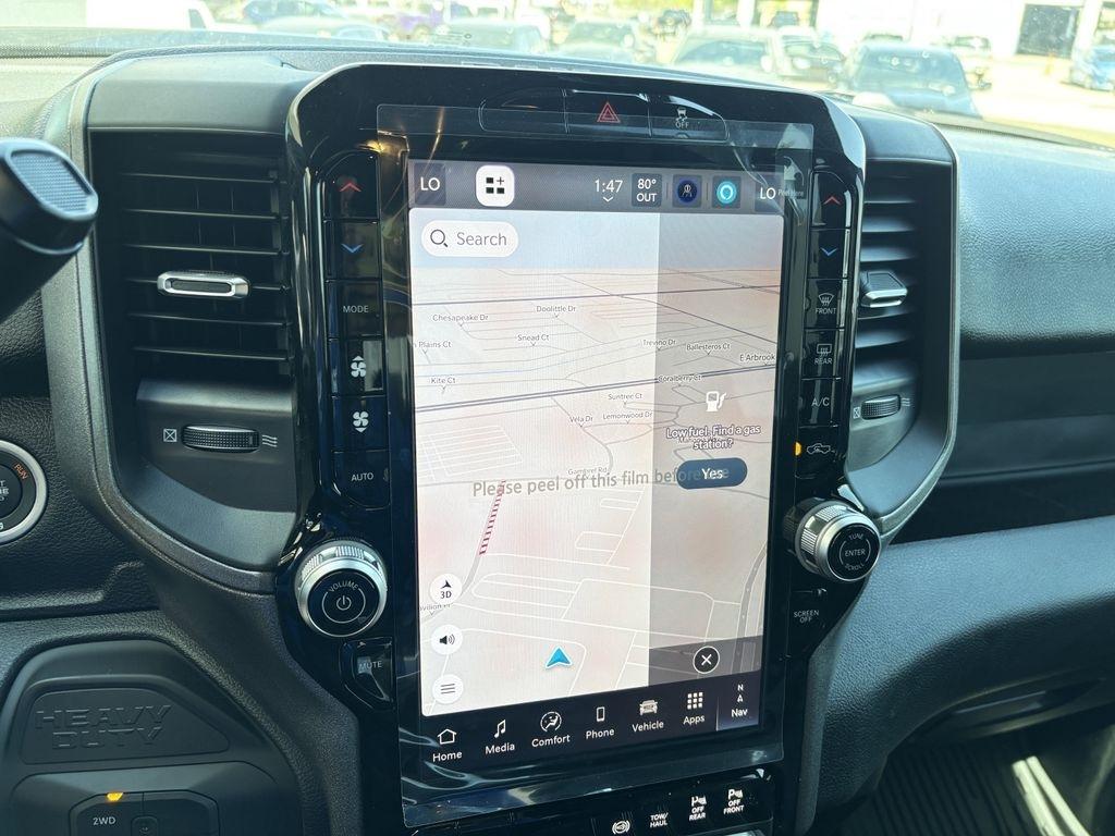 RAM 2500 Tradesman Crew Cab 4WD 2026