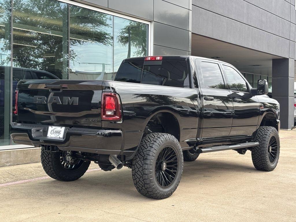 RAM 2500 Tradesman Crew Cab 4WD 2026