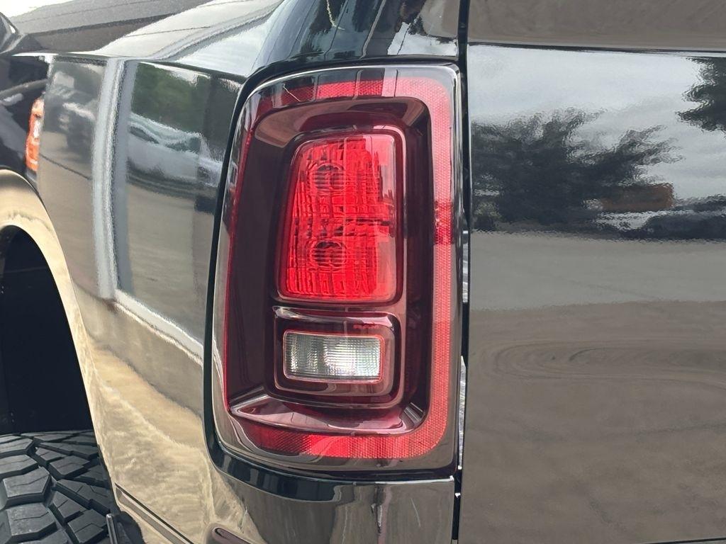 RAM 2500 Tradesman Crew Cab 4WD 2026