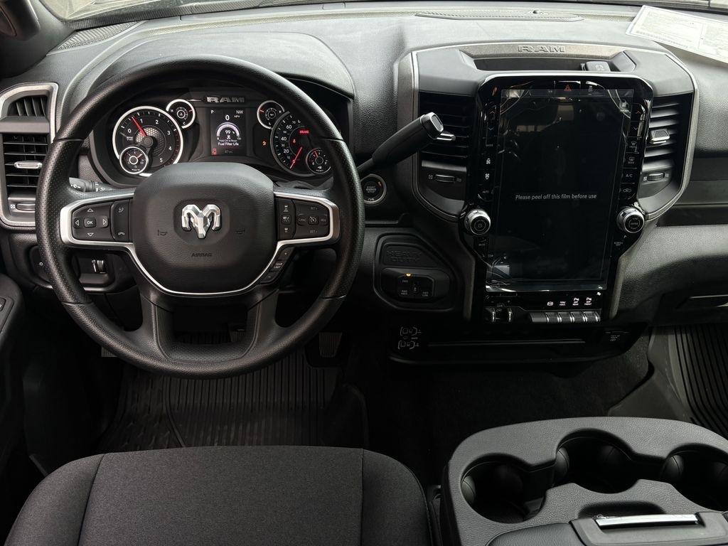RAM 2500 Tradesman Crew Cab 4WD 2026