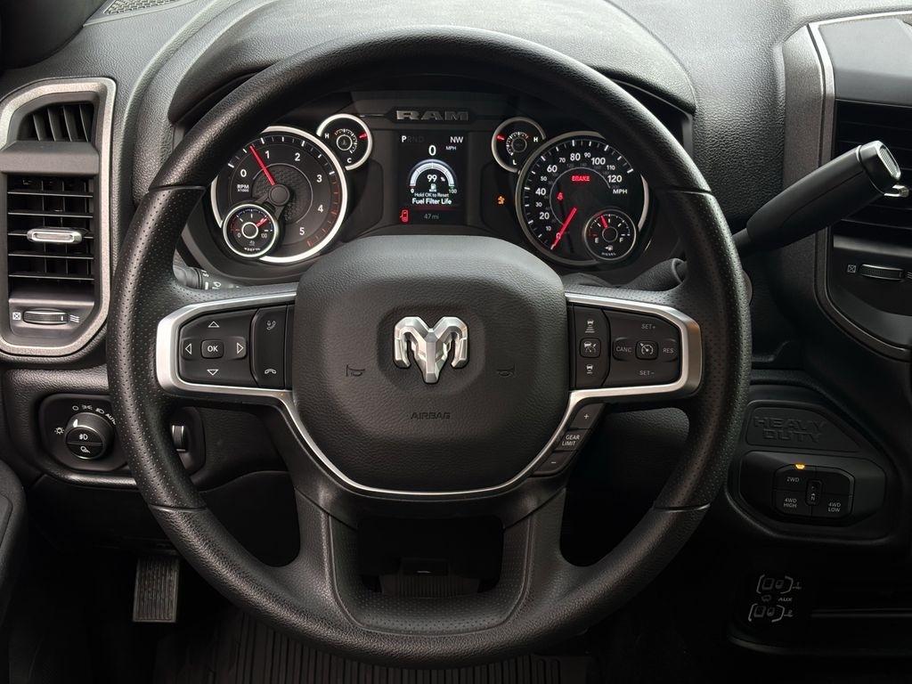 RAM 2500 Tradesman Crew Cab 4WD 2026