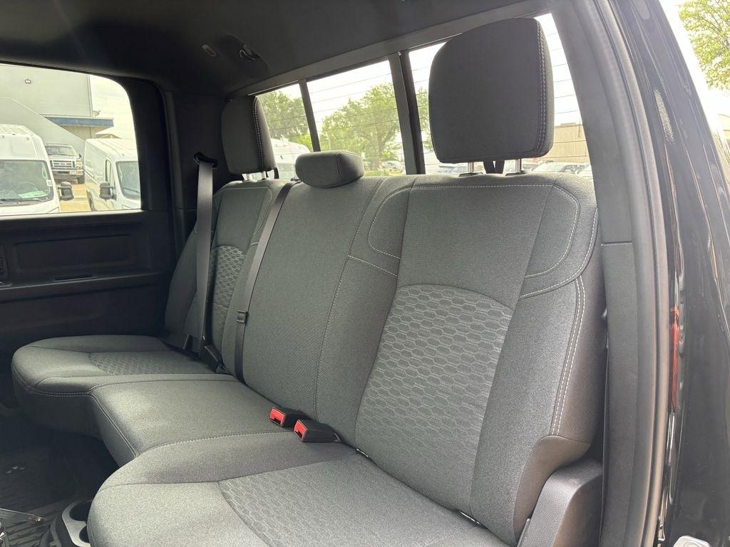 RAM 2500 Tradesman Crew Cab 4WD 2026