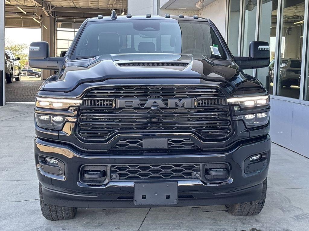 RAM 2500 Laramie Mega Cab 4WD 2026