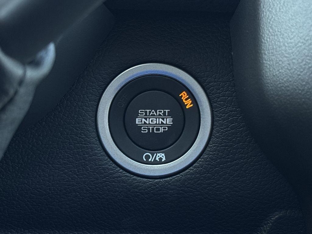 RAM 2500 Laramie Mega Cab 4WD 2026