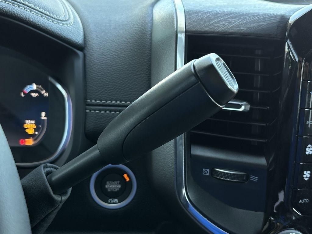 RAM 2500 Laramie Mega Cab 4WD 2026