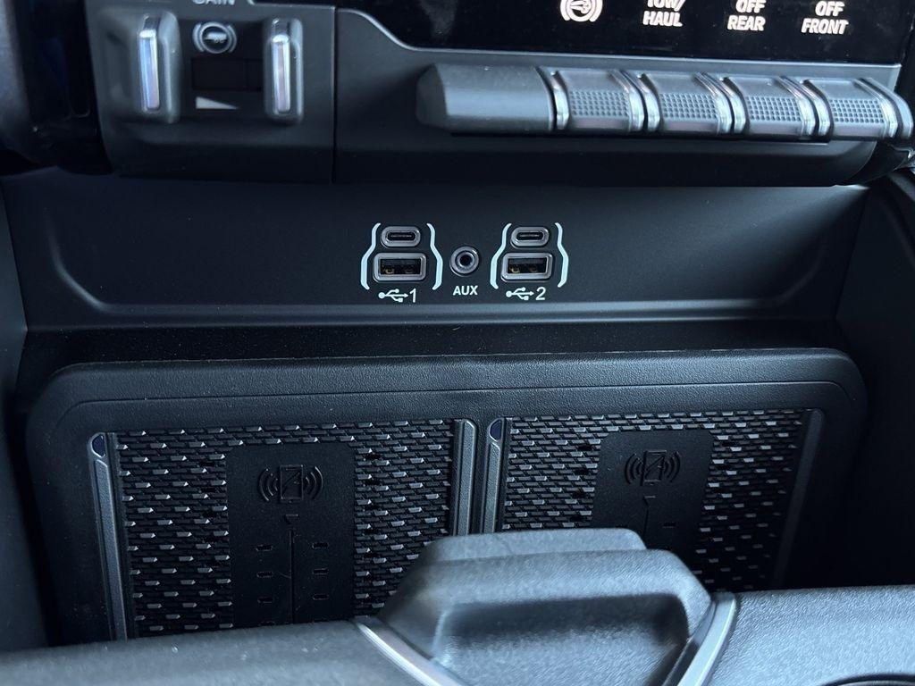 RAM 2500 Laramie Mega Cab 4WD 2026