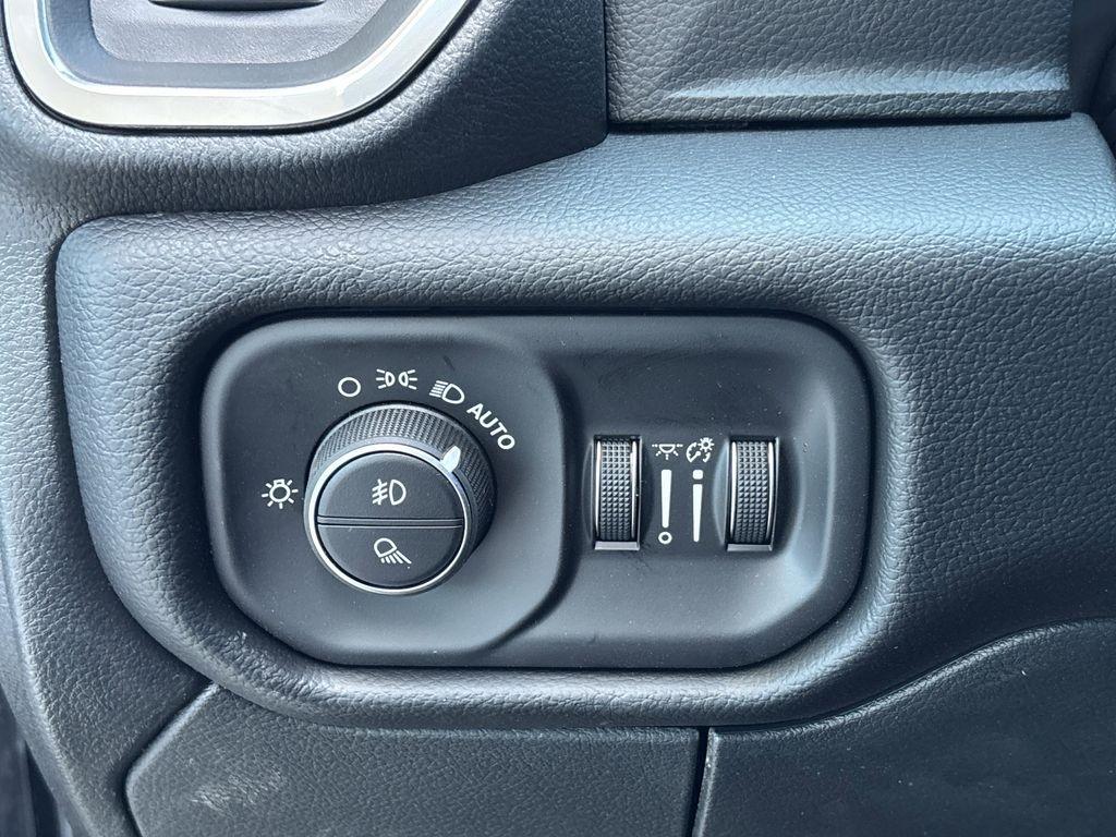 RAM 2500 Laramie Mega Cab 4WD 2026