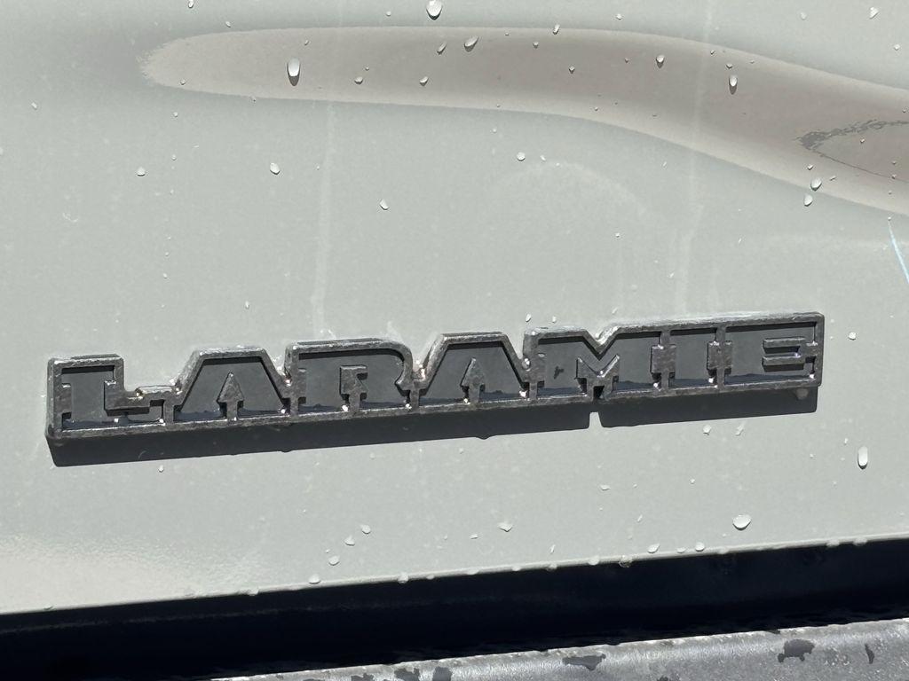 RAM 2500 Laramie Crew Cab 4WD 2026