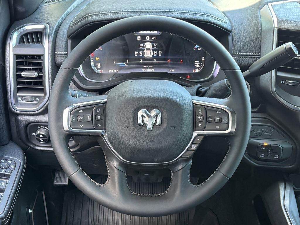 RAM 2500 Laramie Crew Cab 4WD 2026