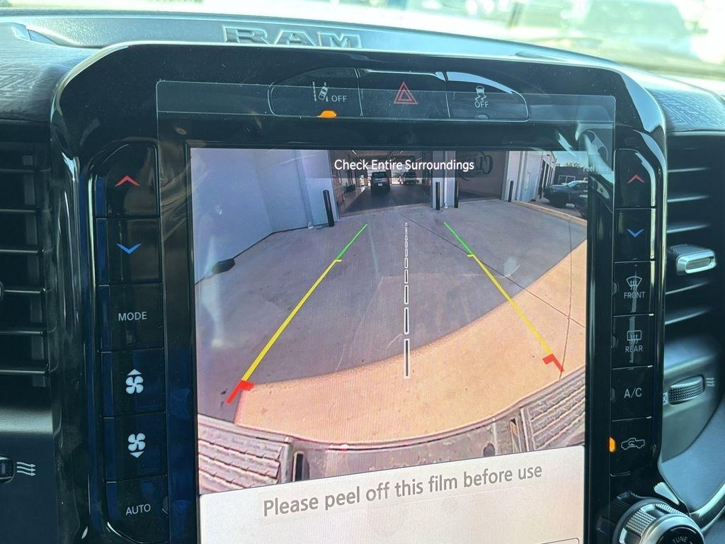 RAM 2500 Laramie Crew Cab 4WD 2026