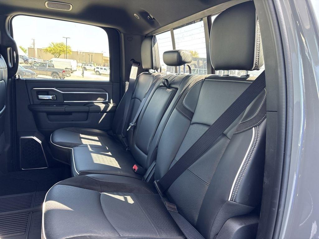 RAM 2500 Laramie Crew Cab 4WD 2026