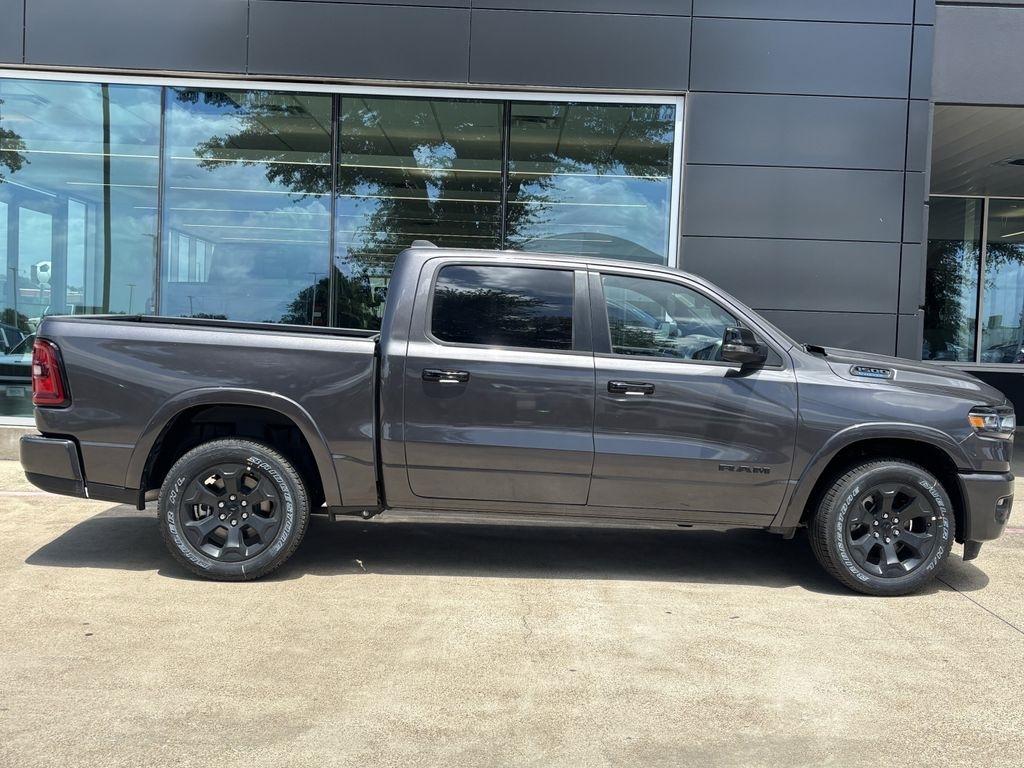RAM 1500 Big Horn Crew Cab SWB 2WD 2026