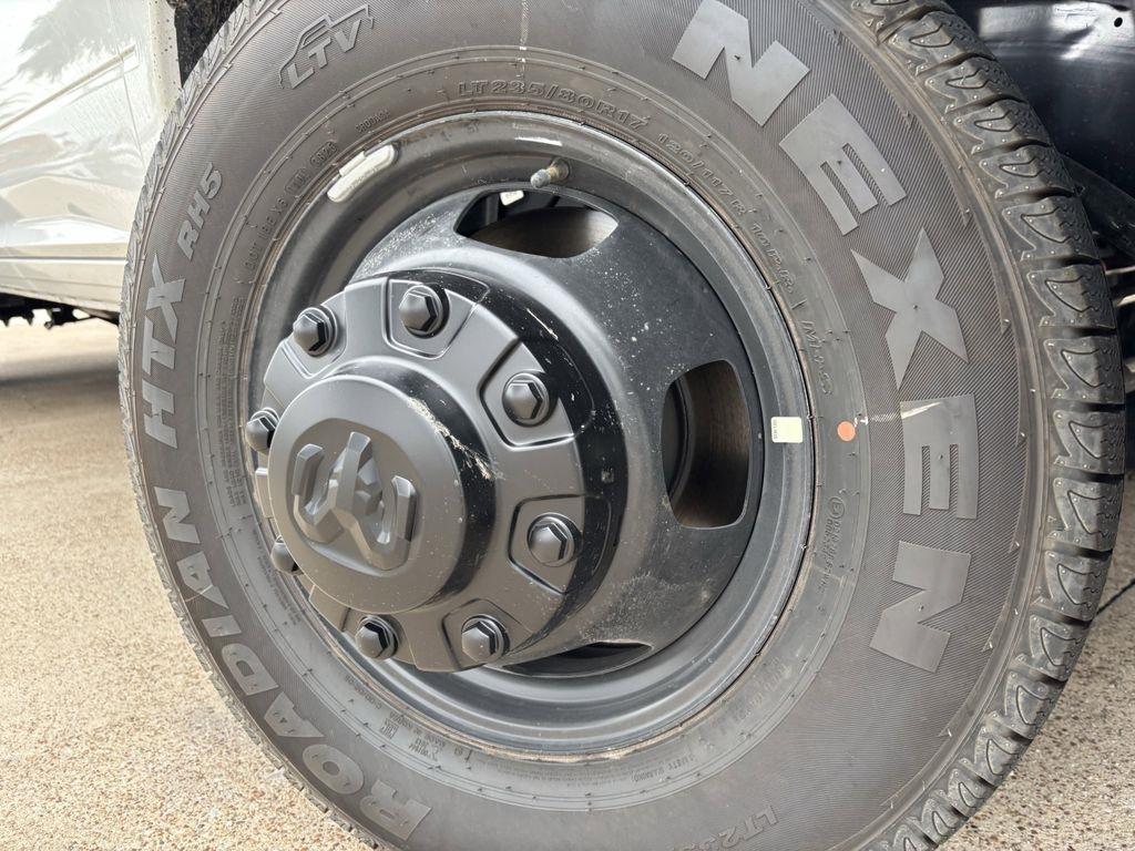 RAM 3500 Crew Cab 4WD DRW 2026