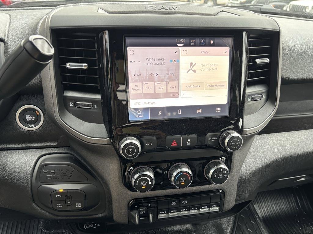 RAM 3500 Crew Cab 4WD DRW 2026
