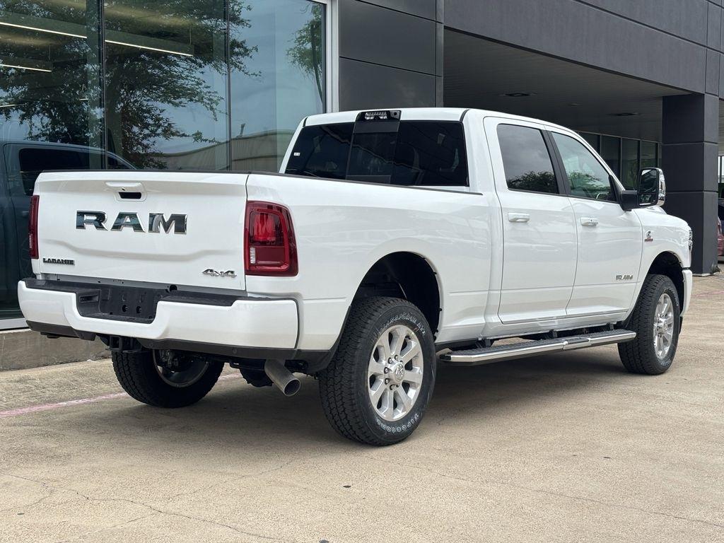 RAM 2500 Laramie Crew Cab 4WD 2026