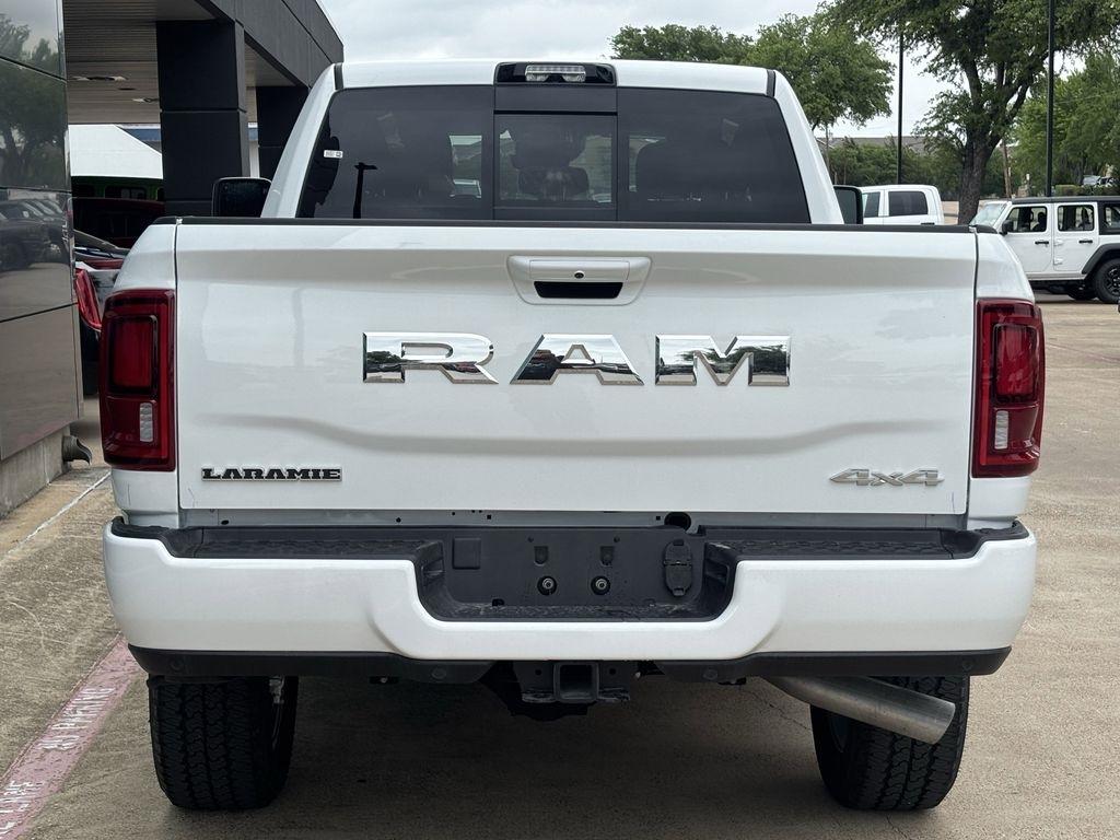 RAM 2500 Laramie Crew Cab 4WD 2026