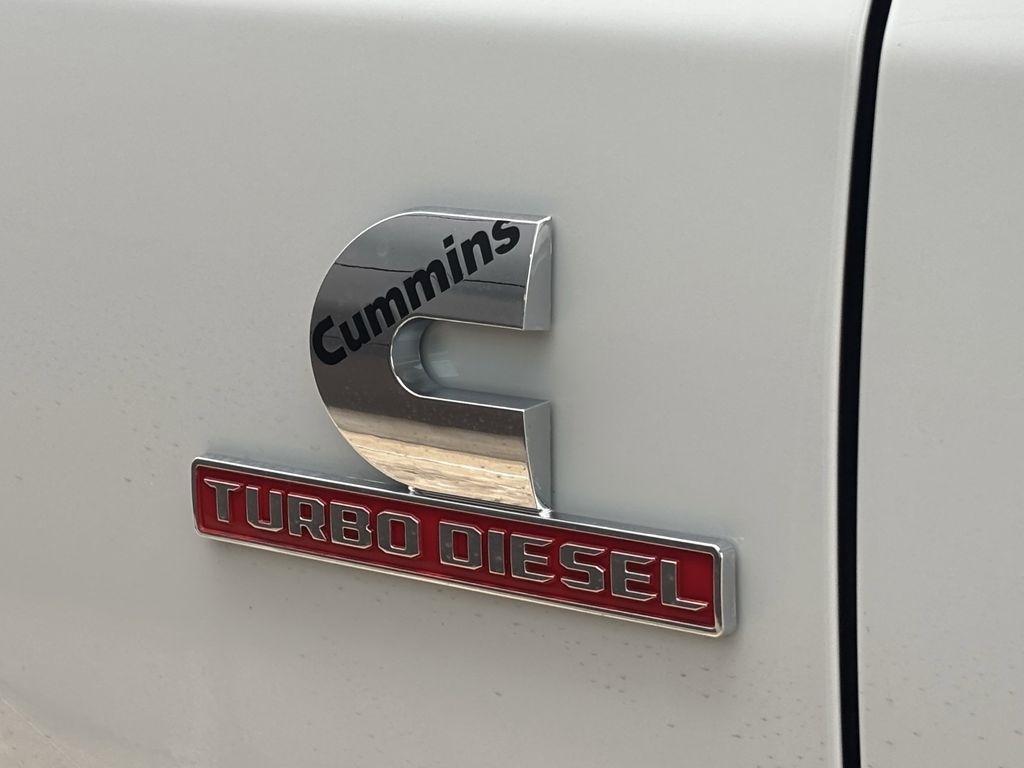 RAM 2500 Laramie Crew Cab 4WD 2026