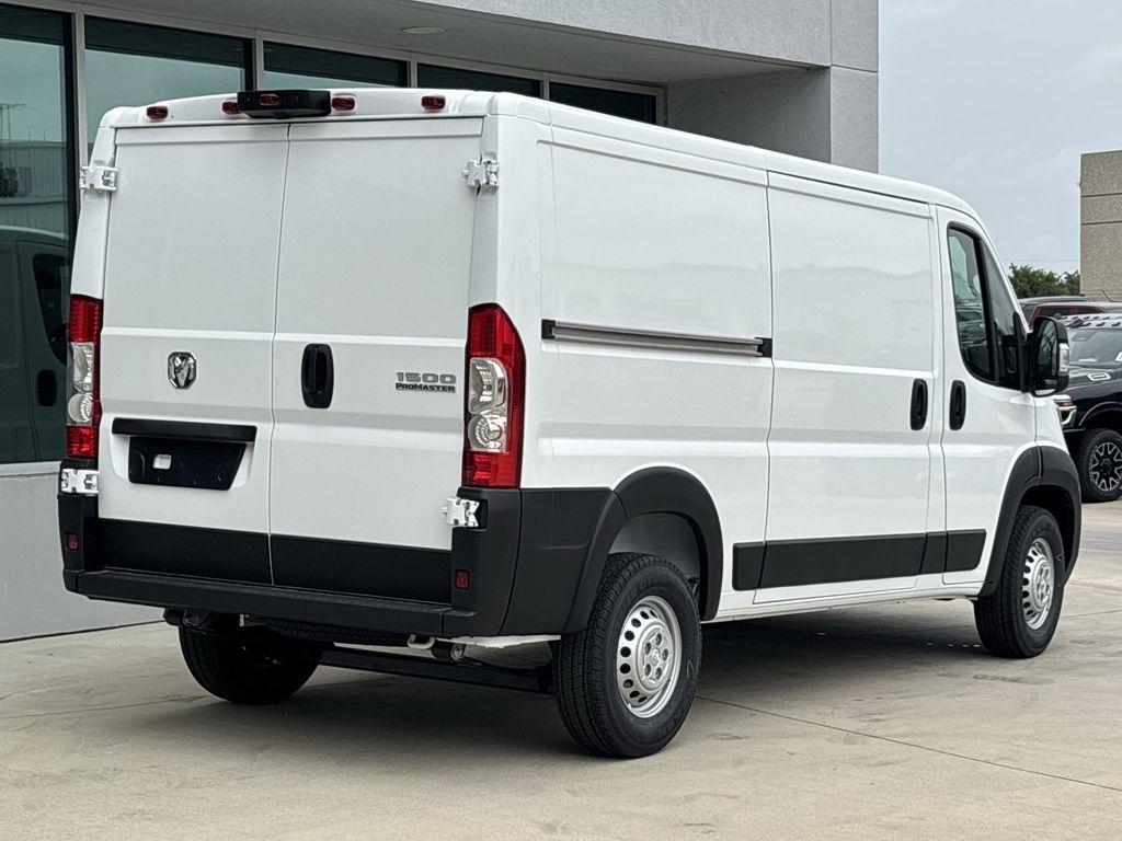 RAM Promaster 1500 Low Roof 136-in. WB 2026