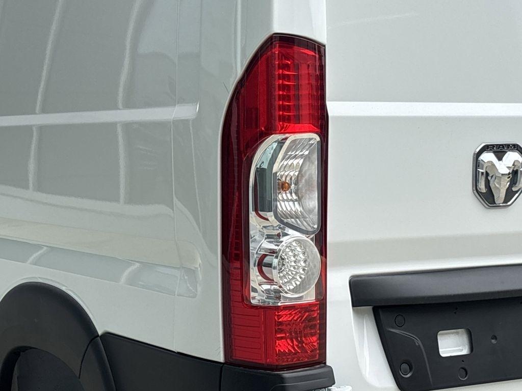 RAM Promaster 1500 Low Roof 136-in. WB 2026