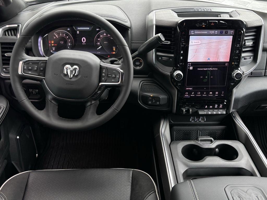 RAM 2500 Laramie Crew Cab SWB 4WD 2026