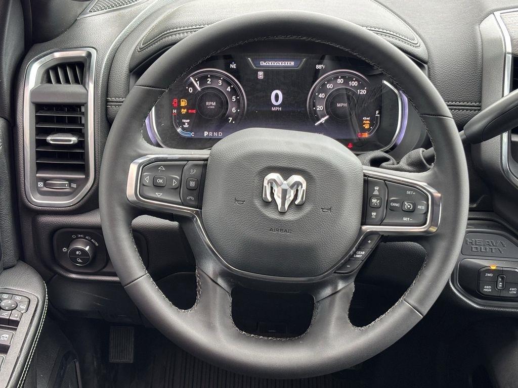 RAM 2500 Laramie Crew Cab SWB 4WD 2026