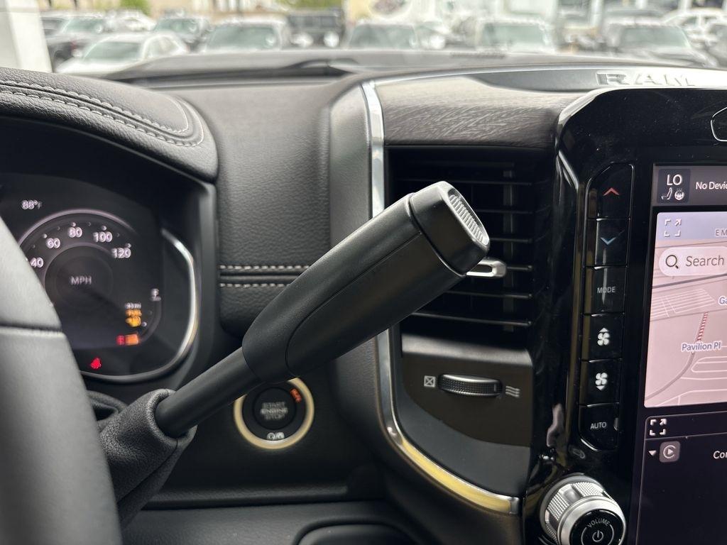 RAM 2500 Laramie Crew Cab SWB 4WD 2026