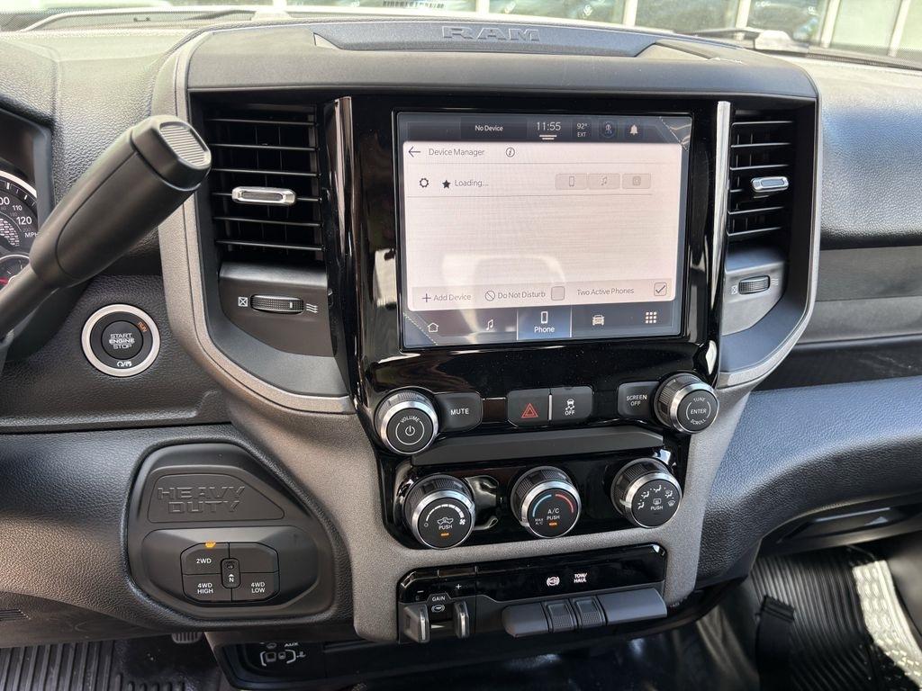 RAM 3500 Tradesman Crew Cab 4WD DRW 2026