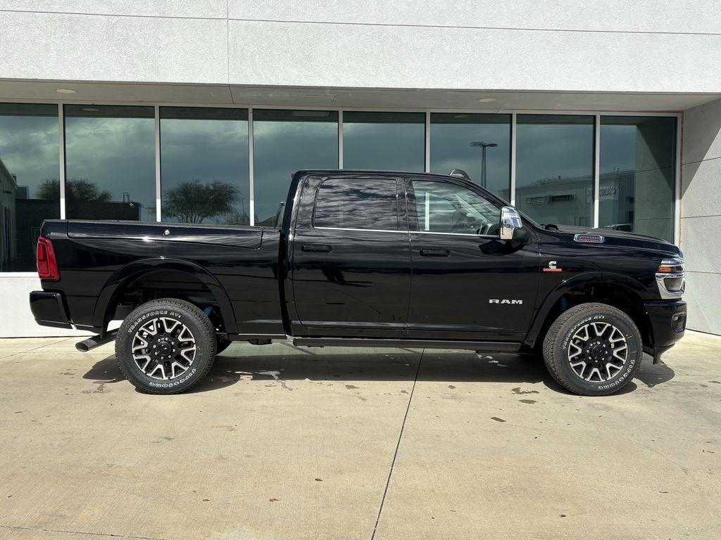 RAM 2500 Limited Crew Cab 4WD 2026