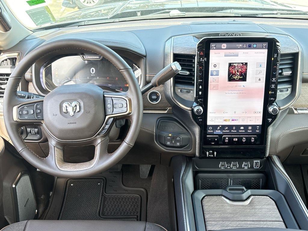 RAM 2500 Limited Crew Cab 4WD 2026