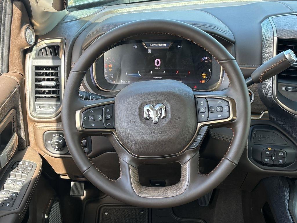 RAM 2500 Limited Crew Cab 4WD 2026