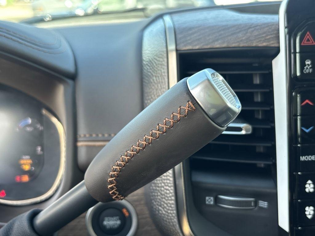 RAM 2500 Limited Crew Cab 4WD 2026