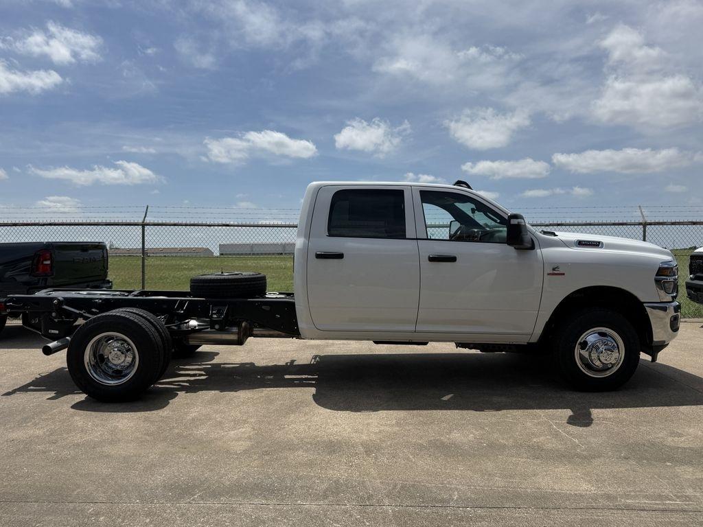 RAM 3500 Crew Cab 4WD DRW 2026